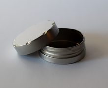 Cargar imagen en el visor de la galería, Child Resistant Tin Base with Child Resistant Lid – 2.75” x 1.4”- 100 ml/3.4 ounce capacity - Sold per case (250/case)