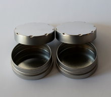 Cargar imagen en el visor de la galería, Child Resistant Tin Base with Child Resistant Lid – 2.75” x 1.4”- 100 ml/3.4 ounce capacity - Sold per case (250/case)